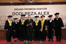 Dodi Reza Akui Rampungkan...