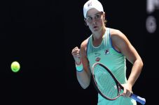 Usir Kvitova, Barty...