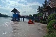 Mancing Sebelum Sekolah,...