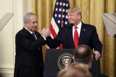 Trump: Yerusalem Ibu...