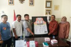 Sambut Seri 3, NSH Jakarta...