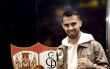 Pindah ke Sevilla, Suso...