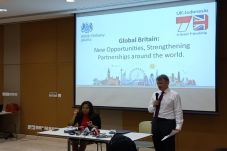 Dubes Jenkins: Brexit,...