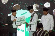 Said Aqil Ajak Warga...