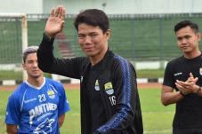 Jupe Pamitan dengan...