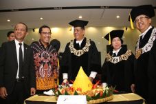 70 Tahun Berkiprah UI...