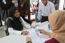 Kegigihan dan Pantang...
