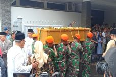Hujan Iringi Kedatangan...