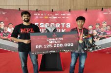Juara MPL di Piala Presiden...
