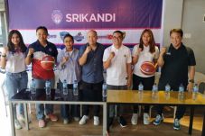 Enam Tim Bertarung Jadi...
