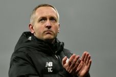 Neil Critchley Siap...