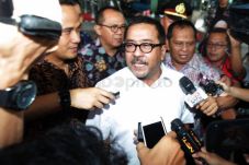 Rano Karno Pilih Fokus...