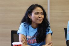 Jadi Gadis Normal di...