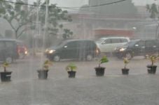 Ramalan Cuaca Hari Ini,...
