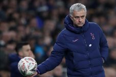 Mourinho : Kami Layak...
