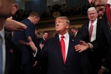 Senat AS Putuskan Trump...