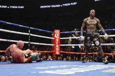 Ngebet Menang KO, Tyson...