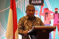Pers Berkualitas Harus...