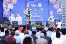 30 Ribu Undangan dan...