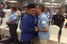 Didukung 380 Voter,...