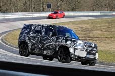 Land Rover Siap Lahirkan...
