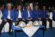 Pengamat: Penantang...