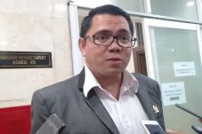 Penggerebekan PSK, MKD...