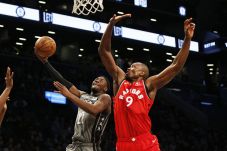Nets Brilian, Hentikan...