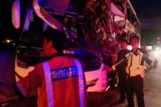 Gara-gara Ngantuk, Bus...