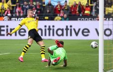 Erling Haaland Semakin...