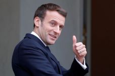 Macron Buka Pintu Akses...