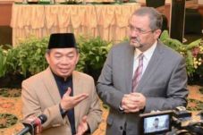 Pertemuan Parlemen Muslim...