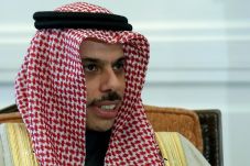 Saudi pada Iran: Ubah...