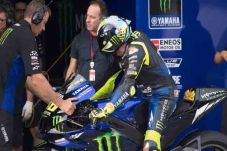 Rossi Bukan Pembalap...