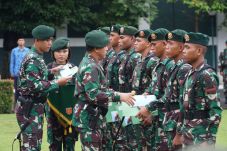 Selamatkan Penumpang...