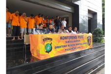 Komplotan Penipu Pengganda...