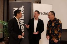 Teradata Model Bisnis...