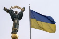 Kiev Desak Dunia Internasional...