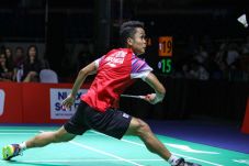 Momota Absen, Jalan...