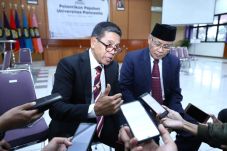 Institusi Pendidikan...