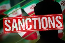 Lima Pejabat Iran Masuk...