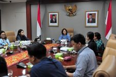 Stafsus Presiden: RUU...