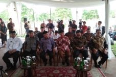 Jusuf Kalla Meresmikan...