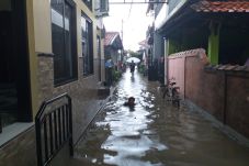 Banjir Landa Ibu Kota,...