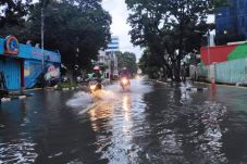 Hujan Deras, 55 RW di...