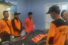 Temukan Dua Jenazah,...
