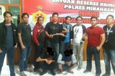 Mabuk, Dua Warga Minahasa...