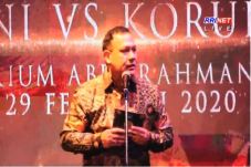 Lewat Puisi Lawan Korupsi,...