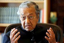 Mahathir: Raja Tidak...
