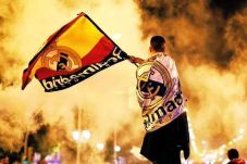 El Clasico Berbeda dengan...